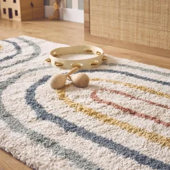 Alfombra infantil rainbow, interior crema y multicolor
