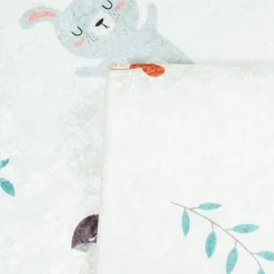 Alfombra interior infantil blanca estampada con animales