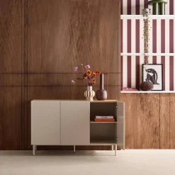 Aparador de metal y decoración de madera 3 puertas 120cm