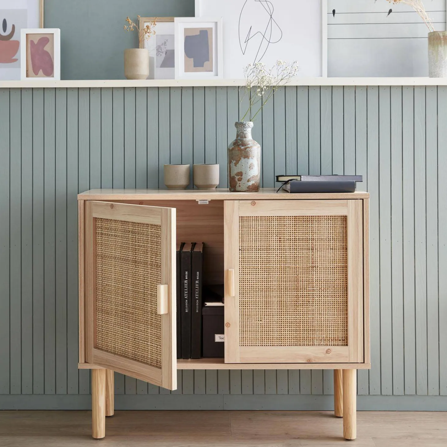 Aparador efecto caña y madera con 2 puertas, 80cm