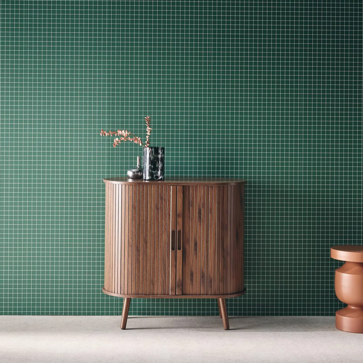 Aparador escandinavocon efecto madera ranurada, 80cm