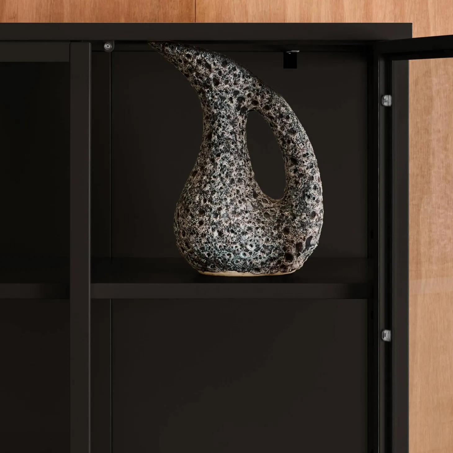 Aparador, vitrina de acero y vidrio templado con 2 puertas, 180cm