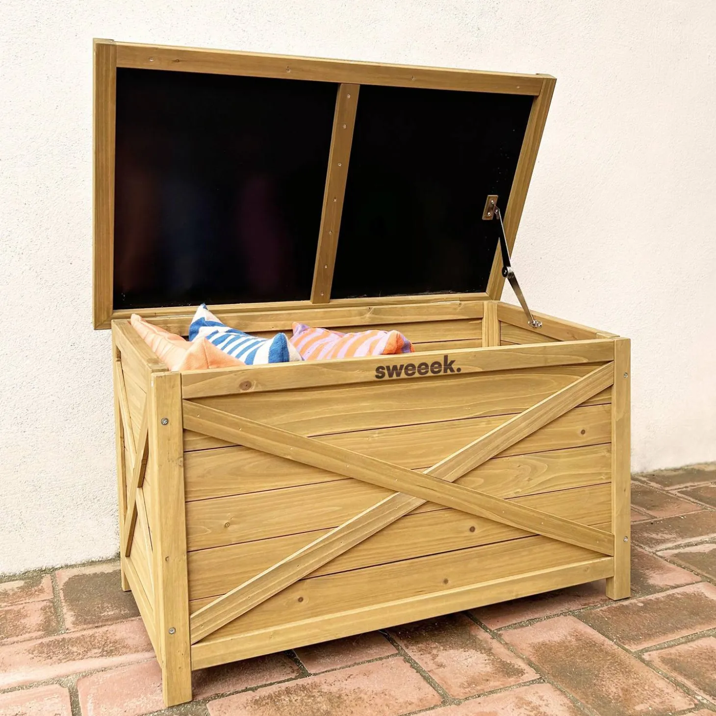 Baúl de madera de abeto