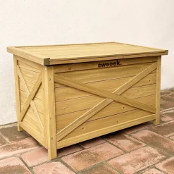 Baúl de madera de abeto