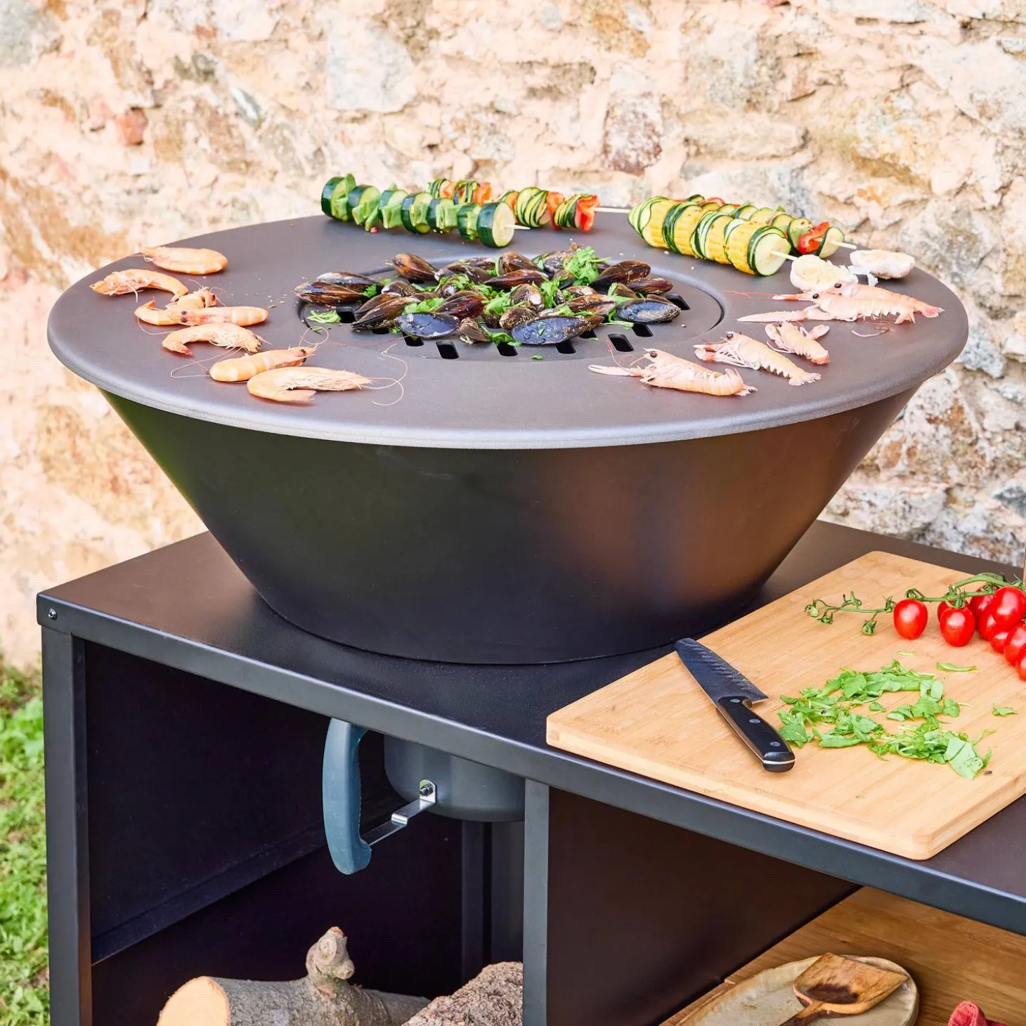 Barbacoa de brasero 80cm con mesa de servicio y funda de protección