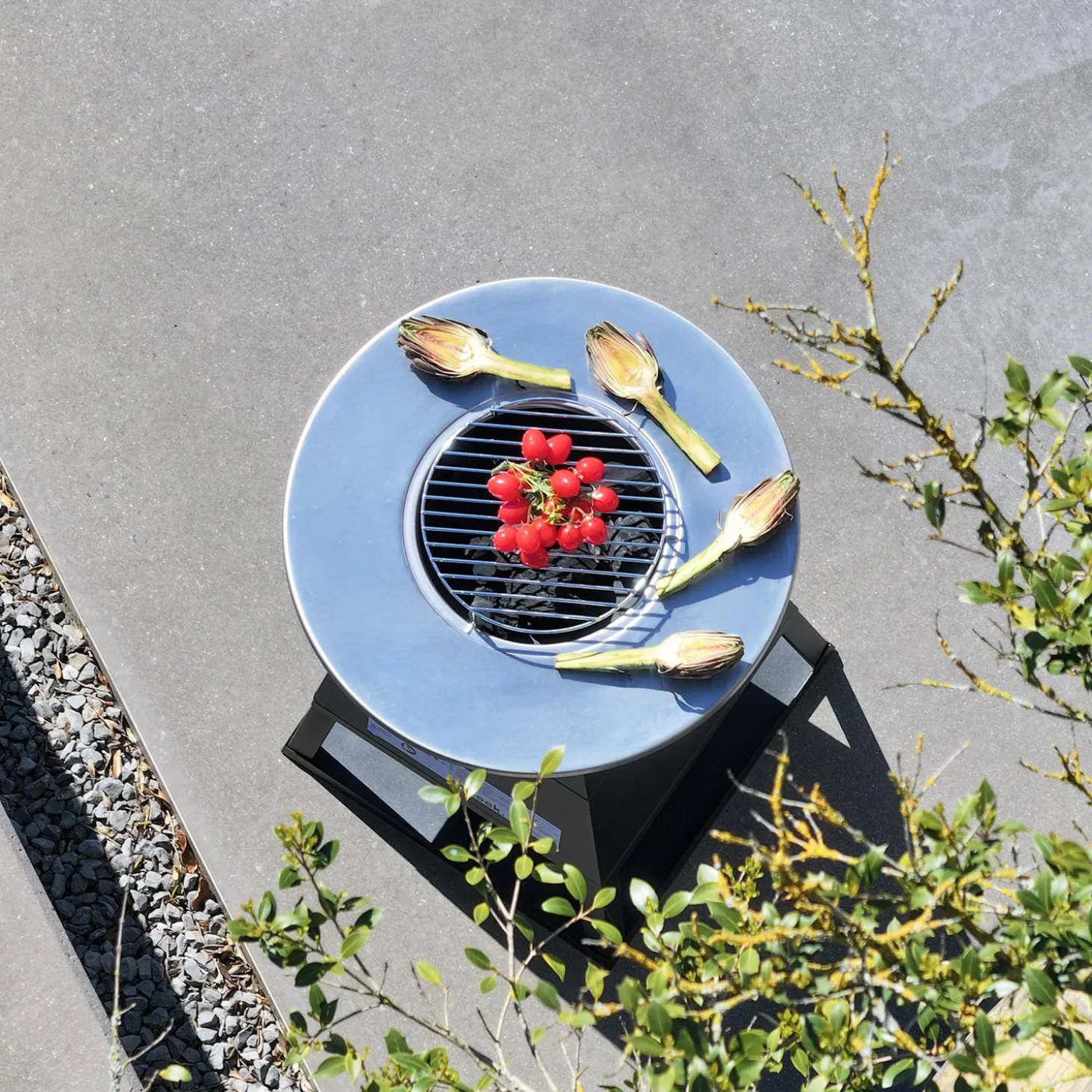 Brasero barbacoa con espacio de almacenamiento, Ø59cm