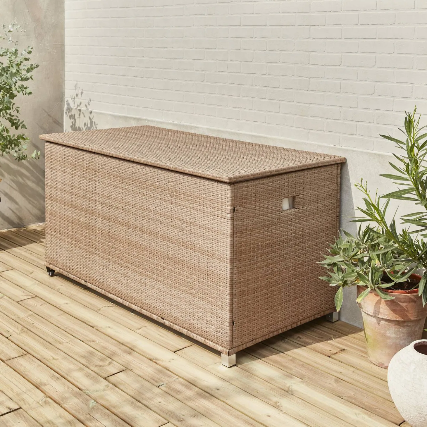 Caja de jardín de resina tejida de 790L