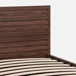Cama con cajón, somier de láminas y cabecero 90x190cm decorado en madera