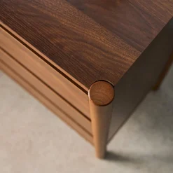 Cómoda con decoración de madera, 6 cajones