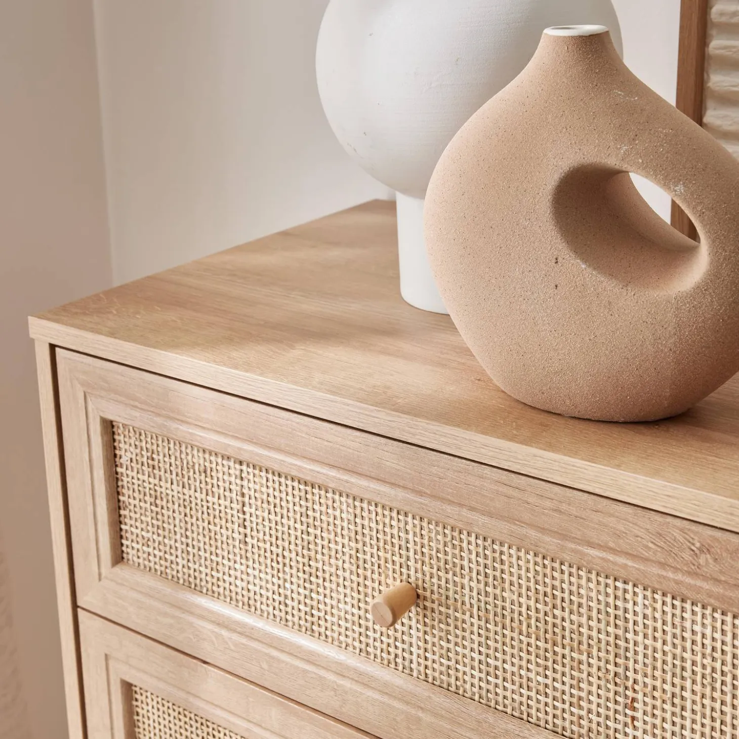 Cómoda de 6 cajones con efecto madera y caña