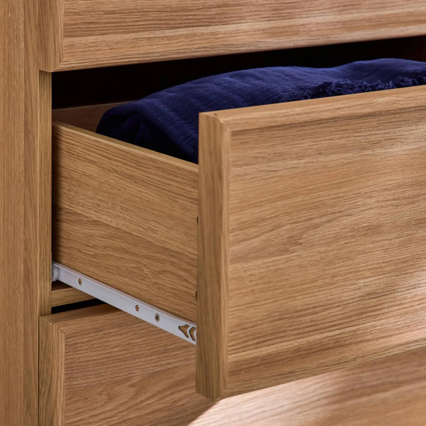 Cómoda de almacenamiento efecto madera, 6 cajones