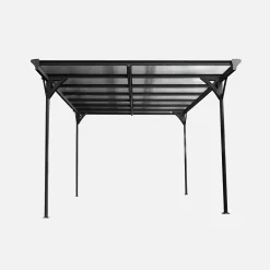 Cochera con techo de aluminio y policarbonato, 15m²