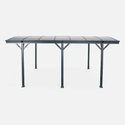 Cochera con techo de aluminio y policarbonato de 15m²