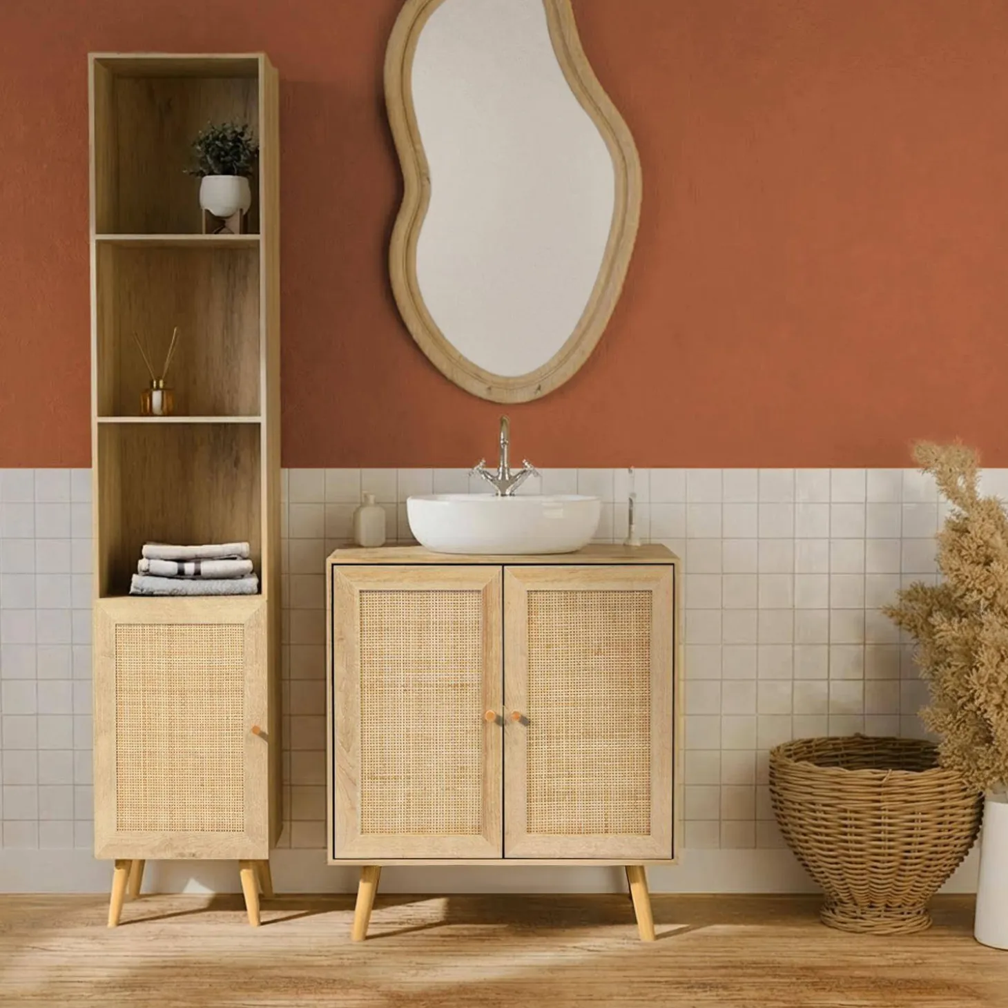 Columna de almacenamiento para cuarto de baño