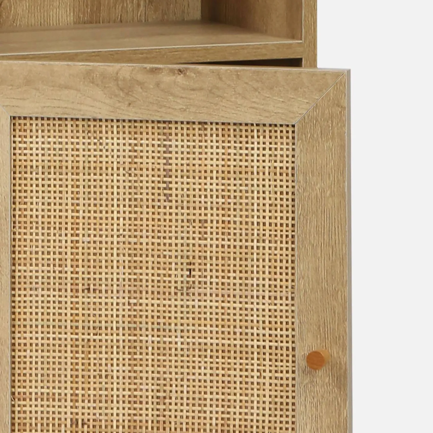 Columna de almacenamiento para cuarto de baño