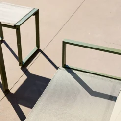 Conjunto de mesa de jardín encastrable, 4 plazas