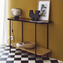 Consola vintage de metal negro con tapa de cristal y decoración de madera, 110cm