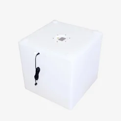 Cubo de luz LED con pilas