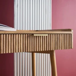 Escritorio efecto madera de mango ranurado, 2 cajones
