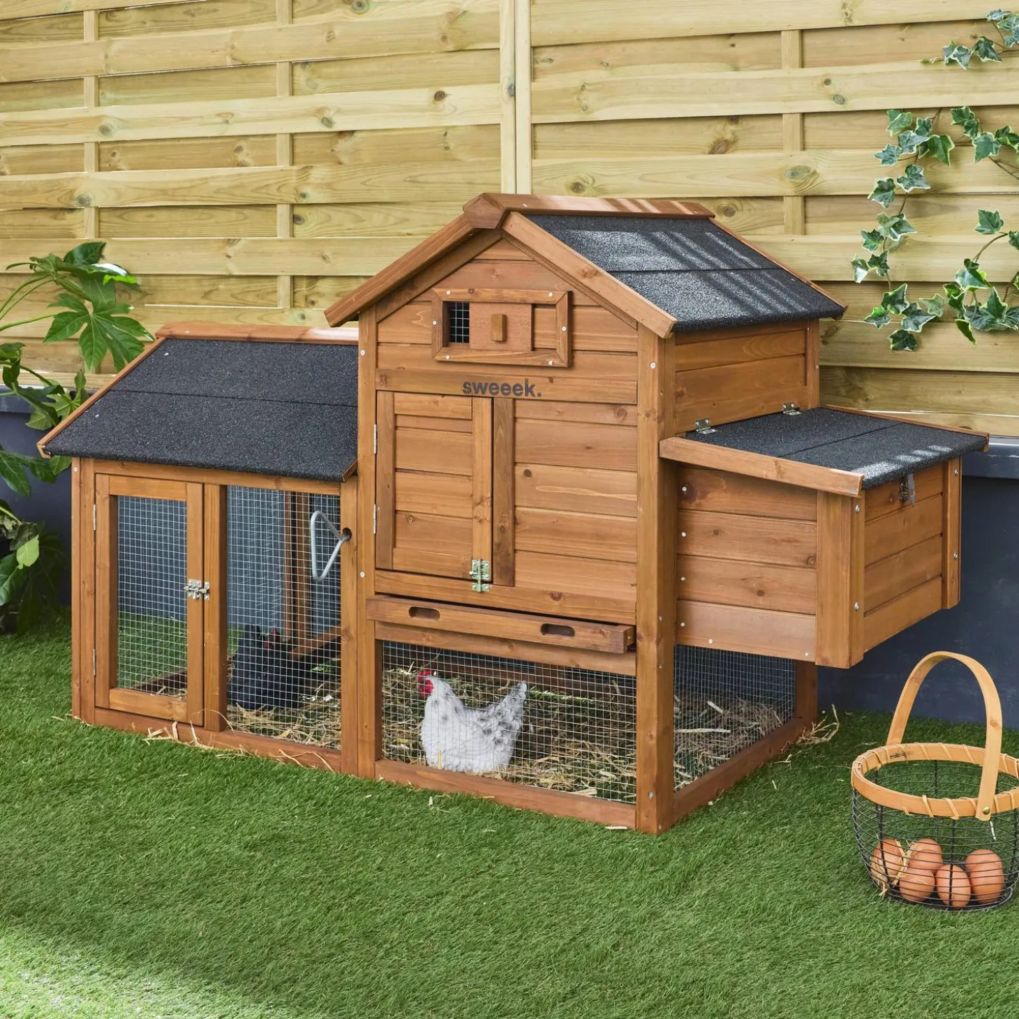 Gallinero de madera con corral para 3 gallinas
