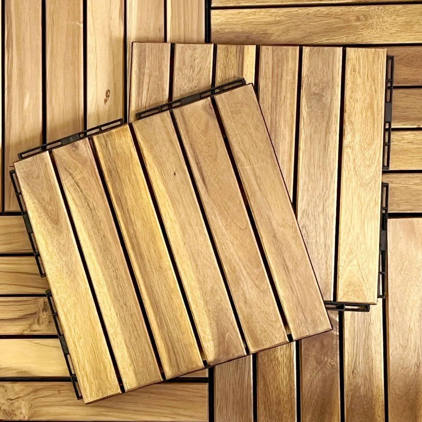 Juego de baldosas de madera para terraza de 30 x 30 cm, diseño lineal