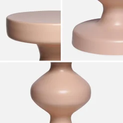 Mesa auxiliar o mesita de metal