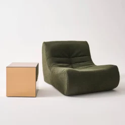 Mesa cúbica con espejos, 40cm