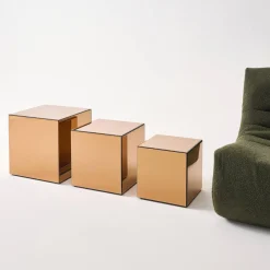 Mesa cúbica con espejos, 30cm