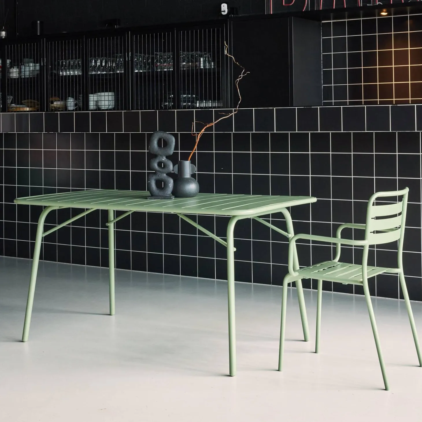 Mesa de jardín bistró de acero plegable, 6 plazas, 140cm