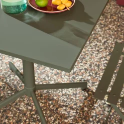 Mesa de jardín bistró plegable de metal con 2 sillas