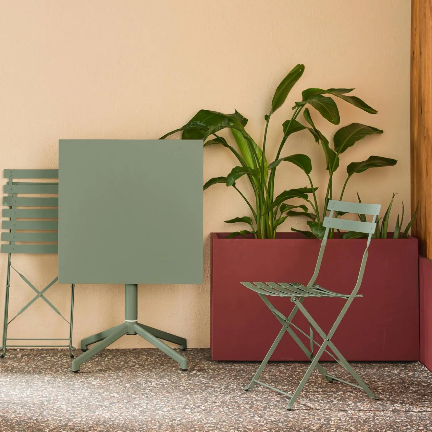Mesa de jardín bistró plegable de metal con 2 sillas