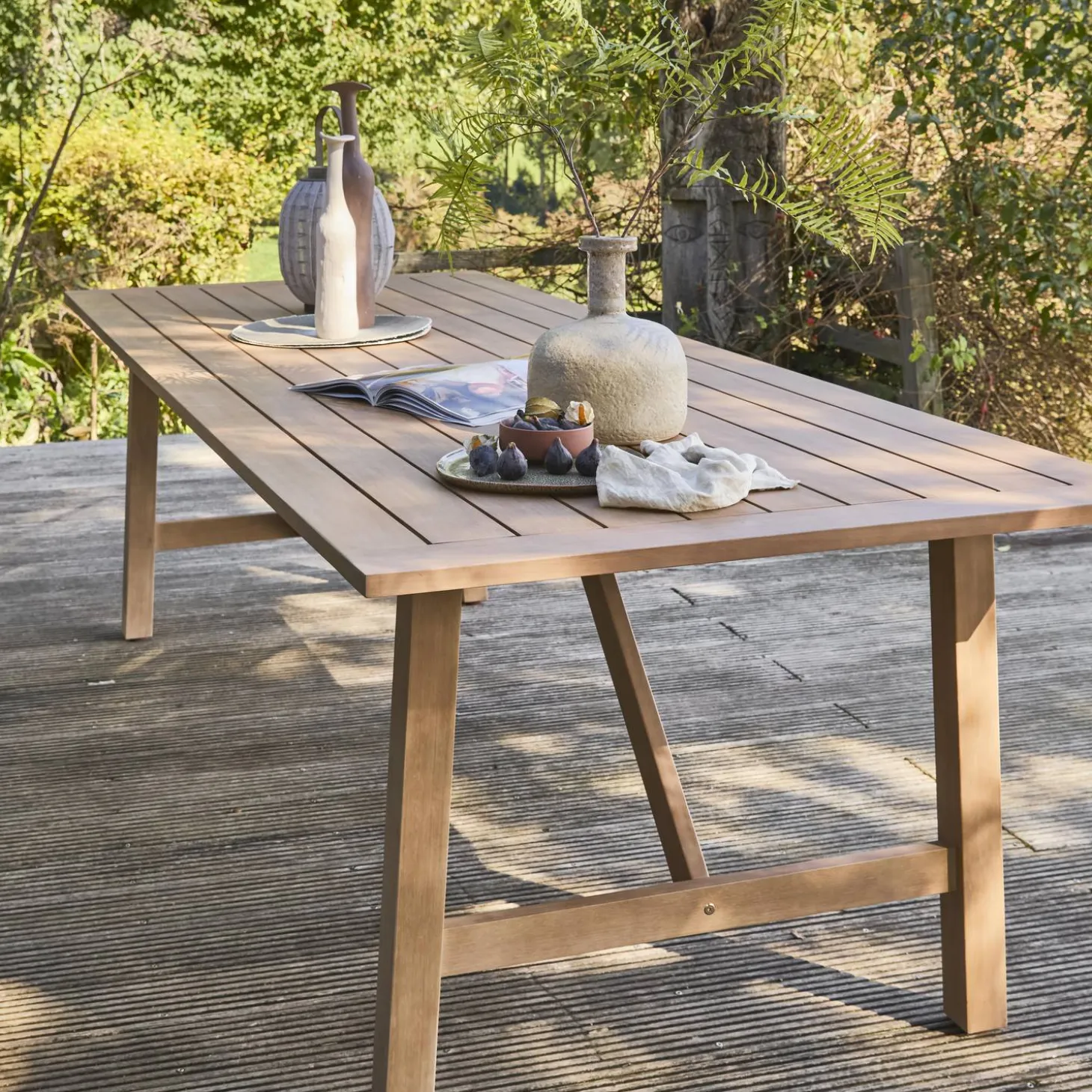 Mesa de jardín de madera de eucalipto de 8 plazas