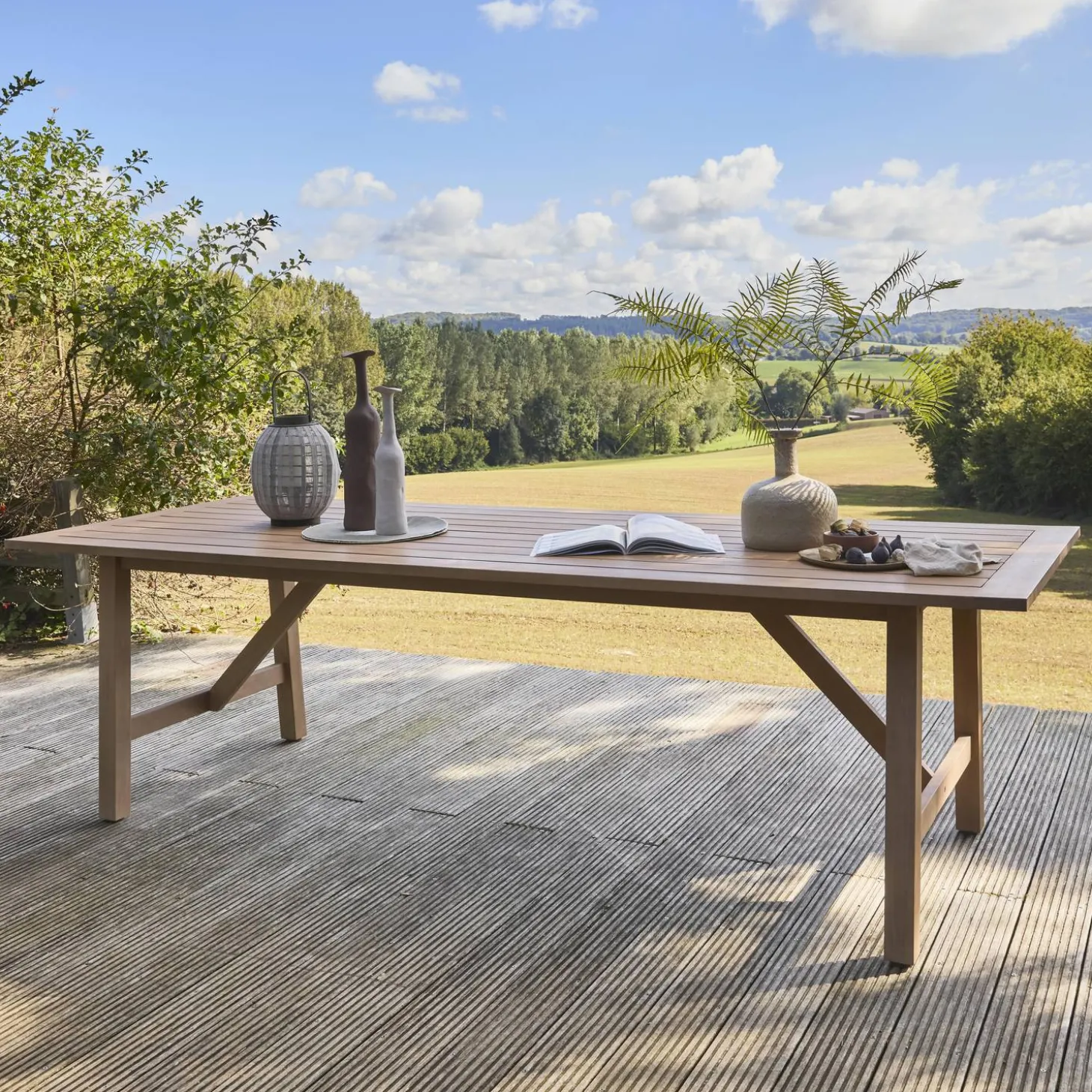 Mesa de jardín de madera de eucalipto de 8 plazas