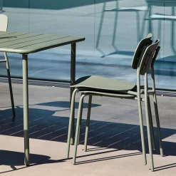 Mesa de jardín de metal con 6 sillas