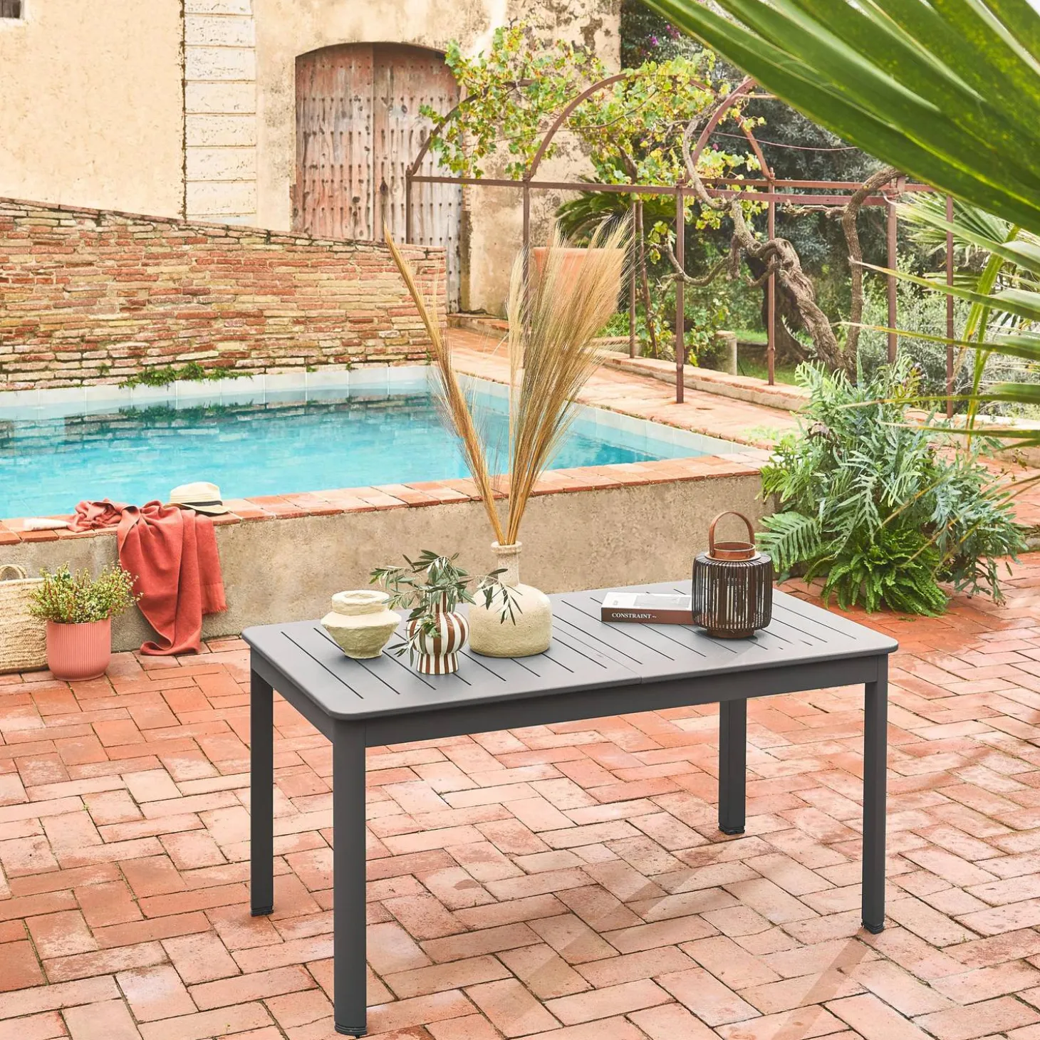 Mesa de jardín extensible de aluminio de 6 plazas
