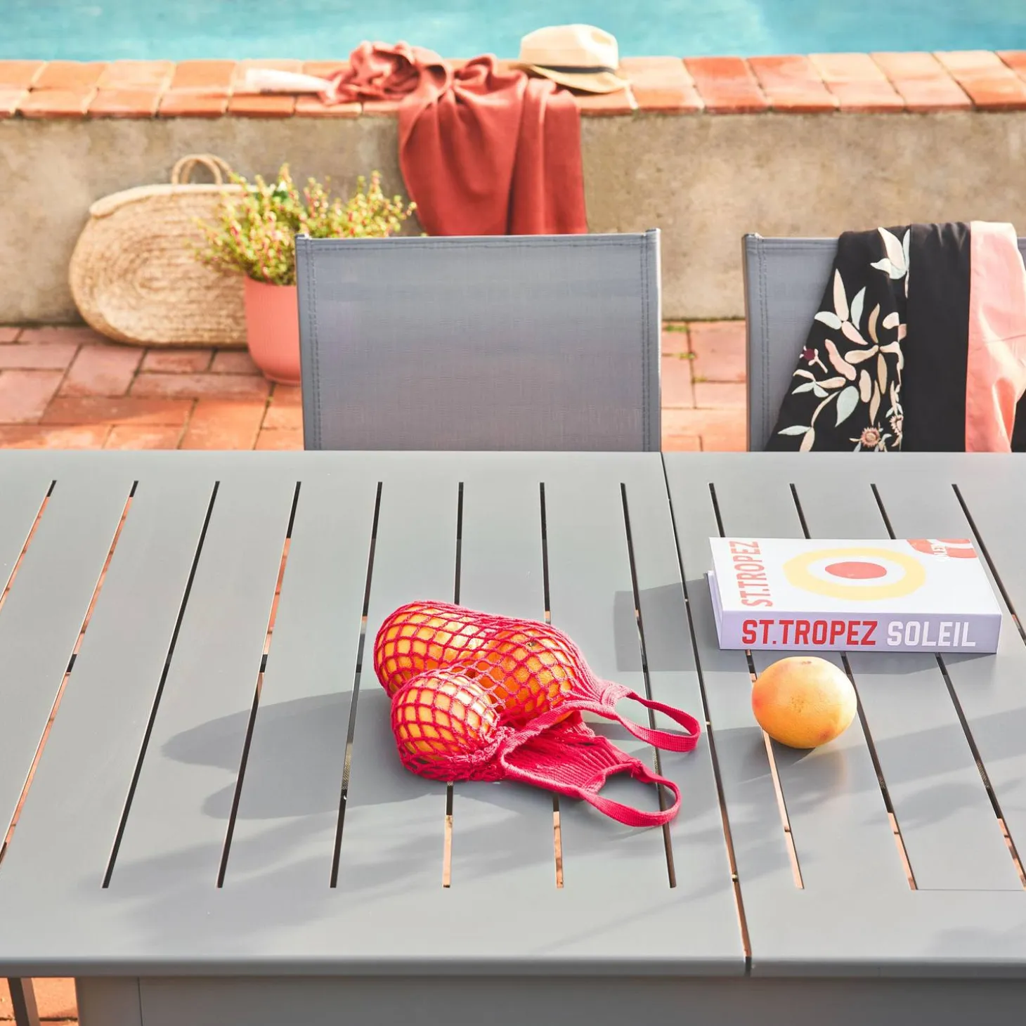 Mesa de jardín extensible de aluminio con 8 sillas