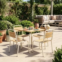 Mesa de jardín infantil de acero y decoración de madera con 4 asientos