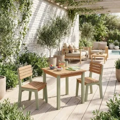 Mesa infantil de madera interior/exterior con 2 sillas