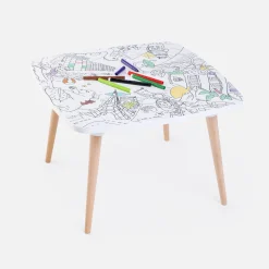 Mesa infantil para colorear