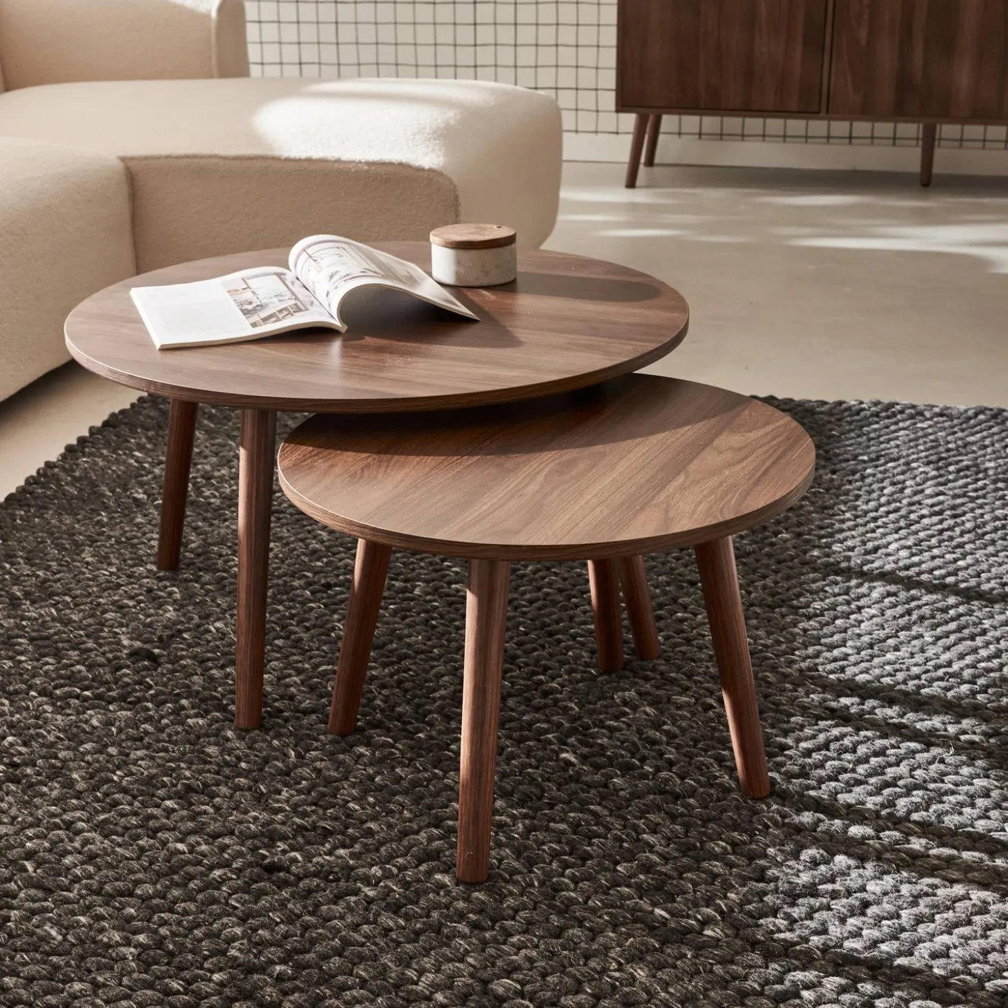 Mesas nido vintage redondas con efecto madera, set de 2