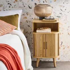 Mesita con efecto madera ranurada, 2 puertas correderas