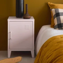 Mesita de estilo industrial con 1 puerta