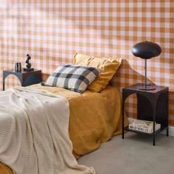Mesita de noche de estilo industrial
