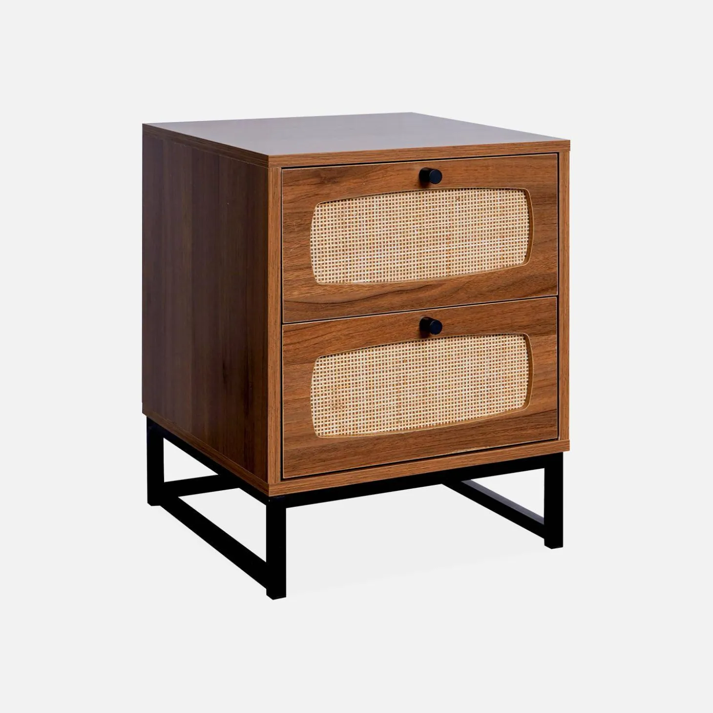 Mesita de noche de madera y caña