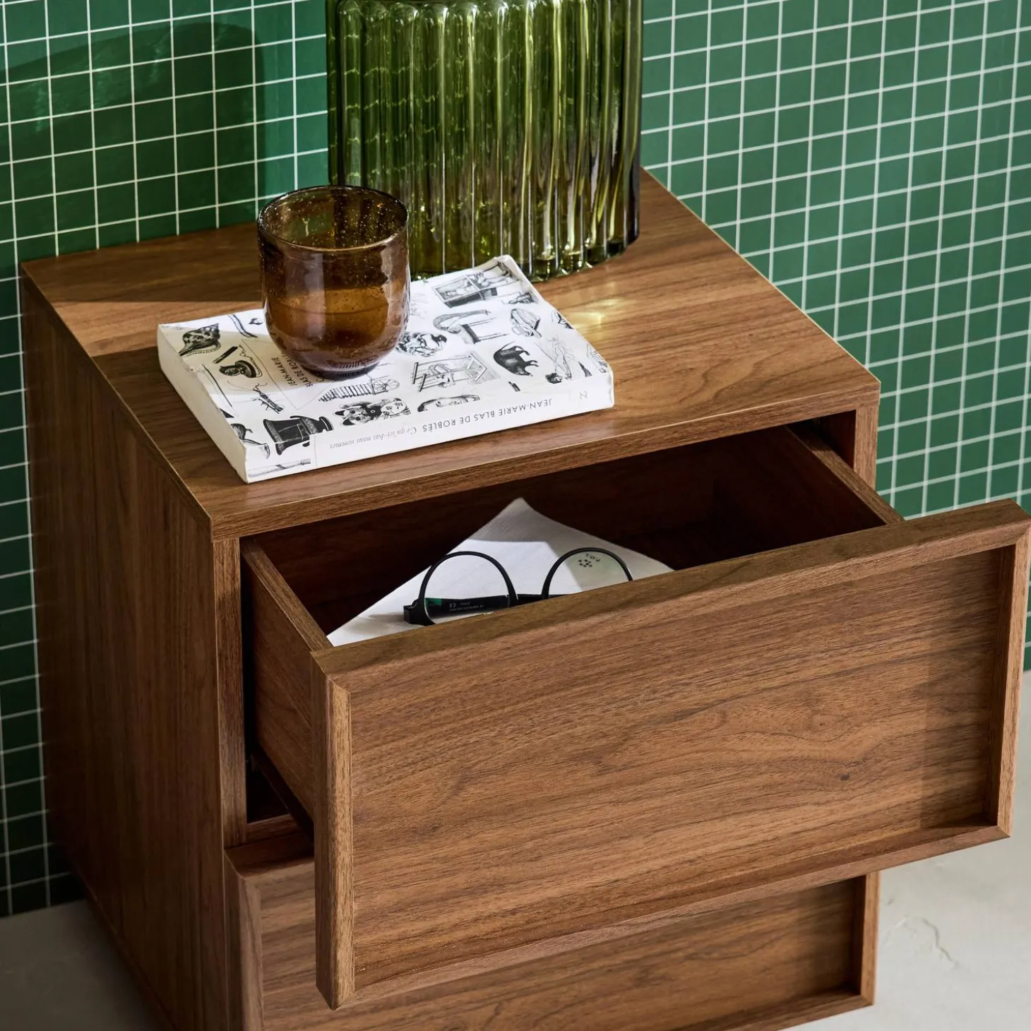 Mesita efecto madera 2 cajones, set de 2
