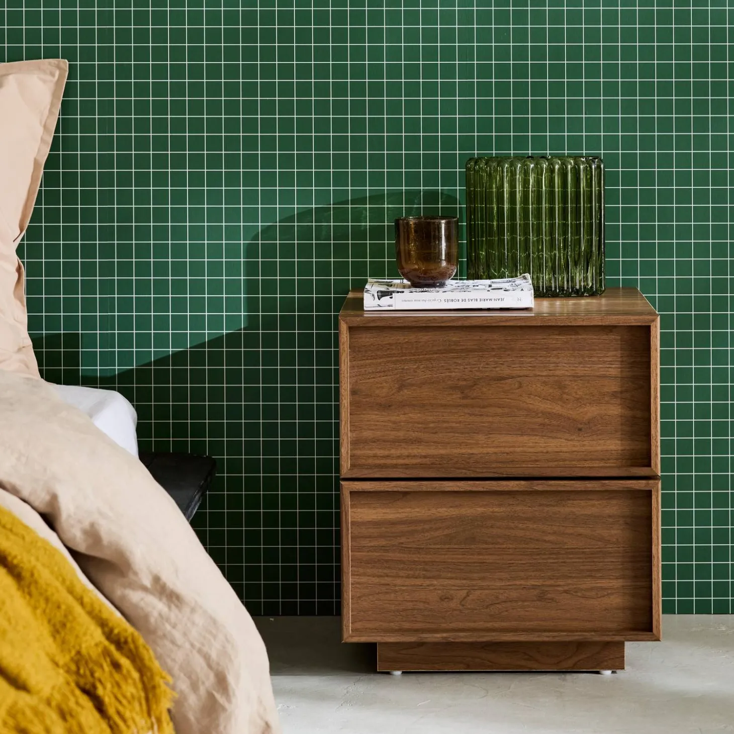 Mesita efecto madera 2 cajones, set de 2