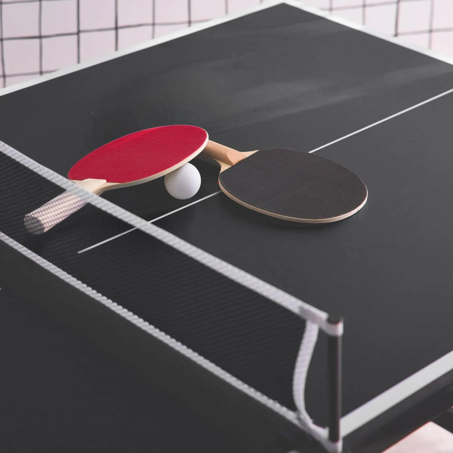 Mini mesa de ping pong interior plegable con 4 raquetas y 6 pelotas, 150cm