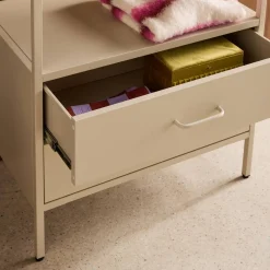 Mueble de entrada, perchero de metal con armario y 2 cajones