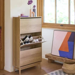 Mueble zapatero escandinavo, decoración en madera