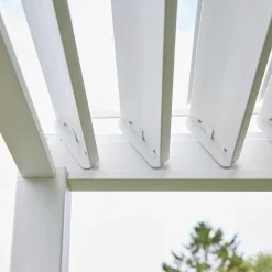 Pérgola bioclimática de aluminio 3x4m + 3 persianas de 1m